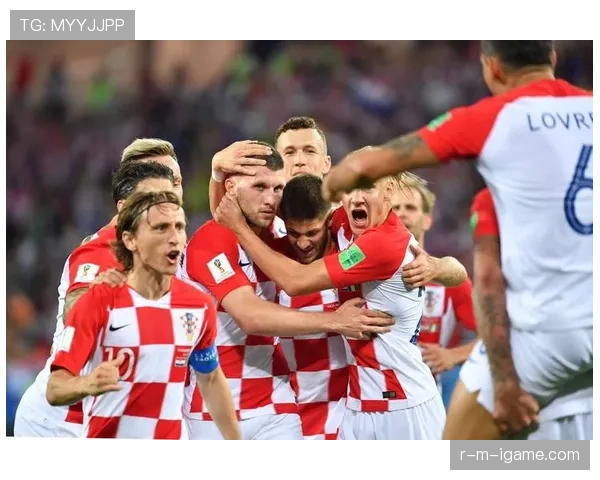 克罗地亚国家队“格子军团”再展雄风,小组赛强势突围引关注 克罗地亚国家队“格子军团”再展雄风,小组赛强势突围引关注