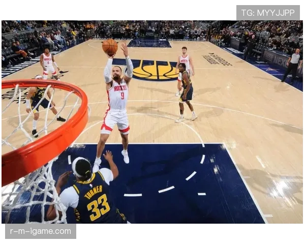 迪龙布鲁克斯助力火箭队防守升级，展现全面竞技状态