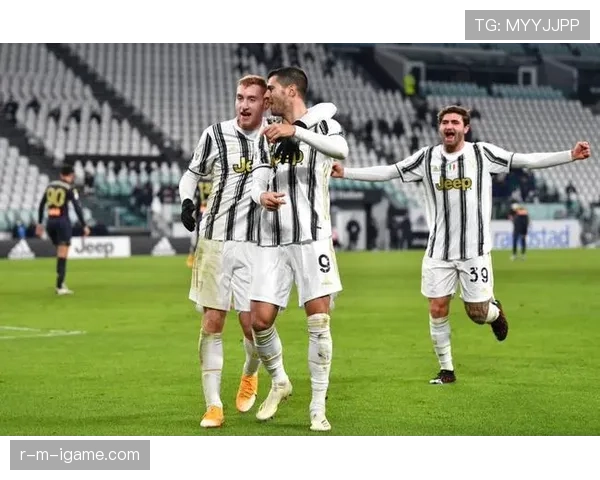 意甲焦点战：绝杀破门助球队上演梦幻逆转，状态回升点燃球迷期待