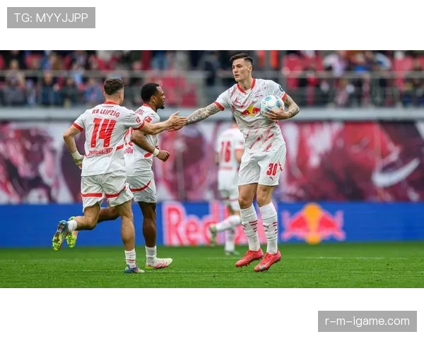 伊萨克与努涅斯：稳定输出与冲击型前锋模板对比