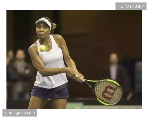 维纳斯·威廉姆斯家的冰箱里塞满蛋白粉，连狗都吃有机鸡胸肉